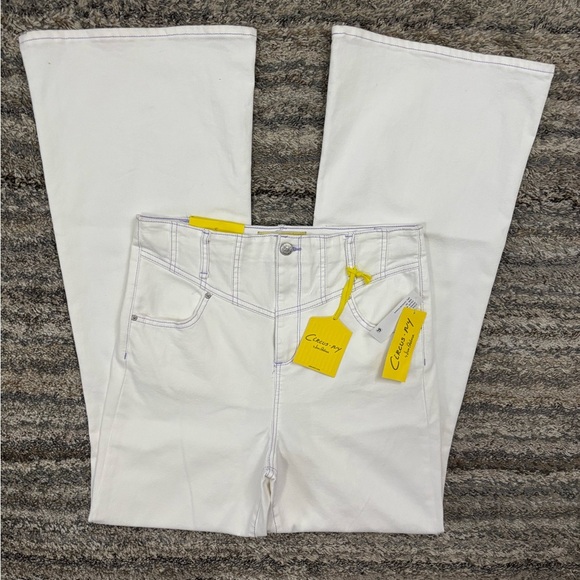 Circus By Sam Edelman Super High Flared Leg Jeans Sz 30 NWT | Flared Leg Jeans - - Picture 1 of 12